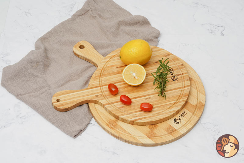 Chef Studio bamboo cutting board is highly eco-friendly