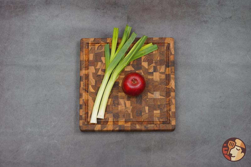 Review Teak Chef Studio square end grain wooden