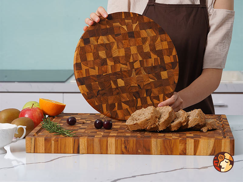 Choose high-quality wood cutting board