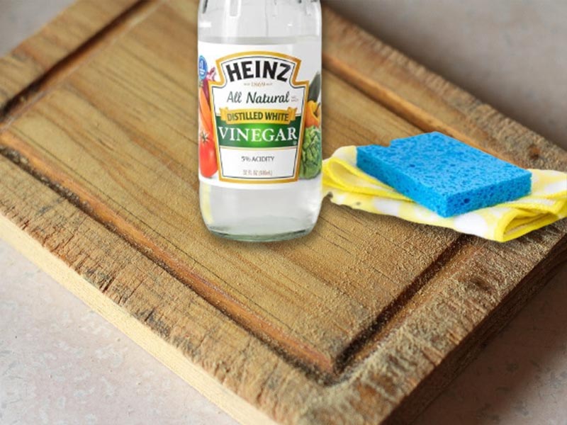How to remove mold from wooden cutting board