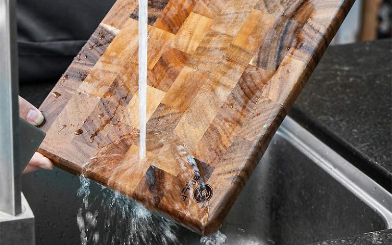 Acacia wood cutting board care